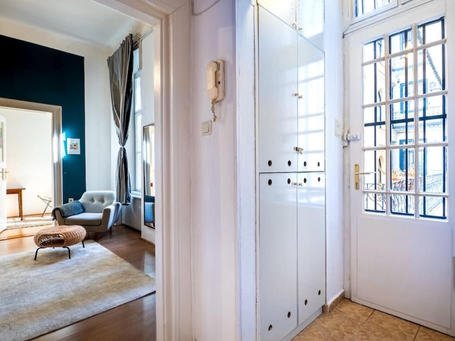 Sunshine Apartment - With Garage Budapest Bagian luar foto